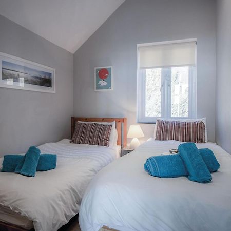 Ewyn Y Don - 2 Bedroom Apartment - Pendine Exterior foto