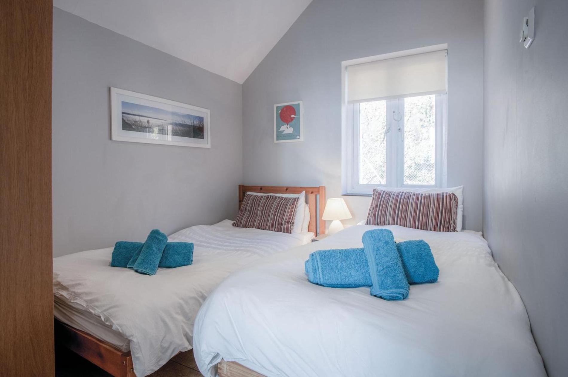 Ewyn Y Don - 2 Bedroom Apartment - Pendine Exterior foto